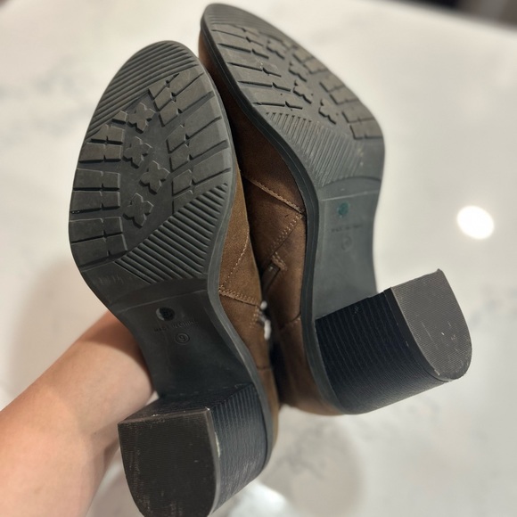 Sonoma Brown Ankle Boots - Women’s 9 - Picture 3 of 12